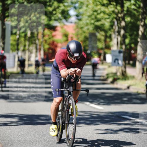 09.08.2026 - GEWOBA Citytriathlon Bremen Michael Burmester http://msf.ph/oto/9949181 09.08.2026 12:46:06 Radfahren 698, 703, 746, 775, 899, 913, 962, 1002, 1007 meine-sportfotos.de