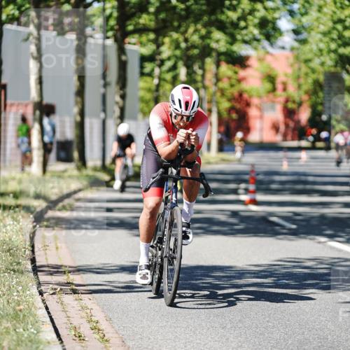 09.08.2026 - GEWOBA Citytriathlon Bremen Michael Burmester http://msf.ph/oto/9949185 09.08.2026 12:46:08 Radfahren 698, 703, 746, 775, 899, 913, 917, 1002 meine-sportfotos.de