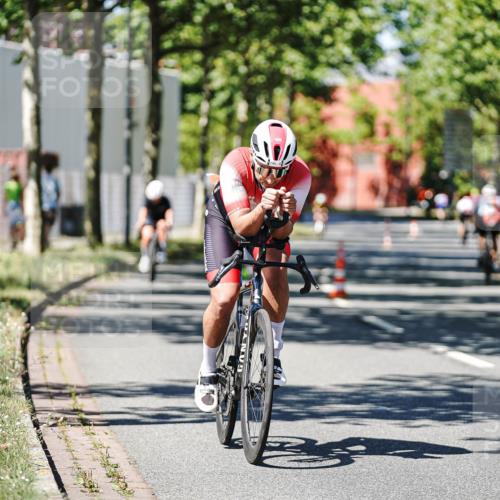 09.08.2026 - GEWOBA Citytriathlon Bremen Michael Burmester http://msf.ph/oto/9949186 09.08.2026 12:46:08 Radfahren 698, 703, 746, 775, 899, 913, 917, 1002 meine-sportfotos.de