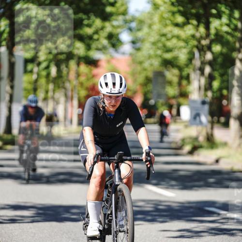 09.08.2026 - GEWOBA Citytriathlon Bremen Michael Burmester http://msf.ph/oto/9949193 09.08.2026 12:46:11 Radfahren 698, 703, 746, 775, 899, 917, 1002 meine-sportfotos.de