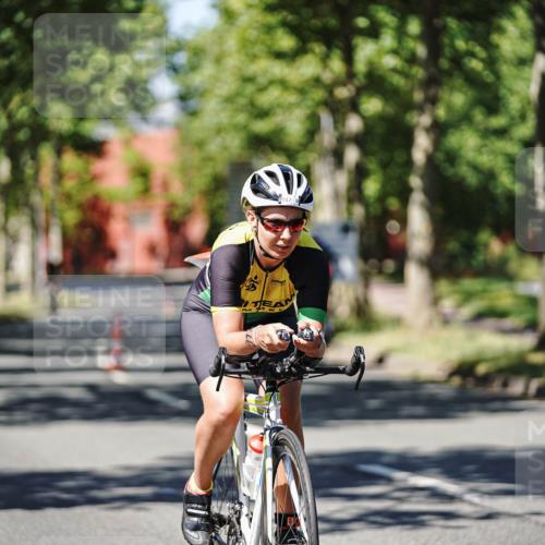 09.08.2026 - GEWOBA Citytriathlon Bremen Michael Burmester http://msf.ph/oto/9949198 09.08.2026 12:46:17 Radfahren 698, 746, 835, 899, 917, 958, 1002 meine-sportfotos.de