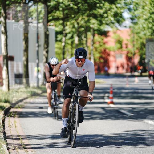 09.08.2026 - GEWOBA Citytriathlon Bremen Michael Burmester http://msf.ph/oto/9949202 09.08.2026 12:46:20 Radfahren 575, 746, 835, 917, 958, 1002 meine-sportfotos.de