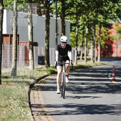 09.08.2026 - GEWOBA Citytriathlon Bremen Michael Burmester http://msf.ph/oto/9949207 09.08.2026 12:46:23 Radfahren 575, 835, 917, 958, 1002 meine-sportfotos.de