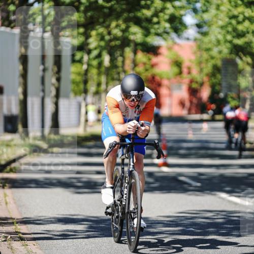 09.08.2026 - GEWOBA Citytriathlon Bremen Michael Burmester http://msf.ph/oto/9949212 09.08.2026 12:46:36 Radfahren 575, 579, 650, 652, 958 meine-sportfotos.de