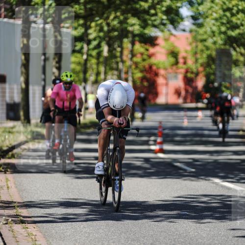 09.08.2026 - GEWOBA Citytriathlon Bremen Michael Burmester http://msf.ph/oto/9949213 09.08.2026 12:46:41 Radfahren 579, 591, 650, 652 meine-sportfotos.de