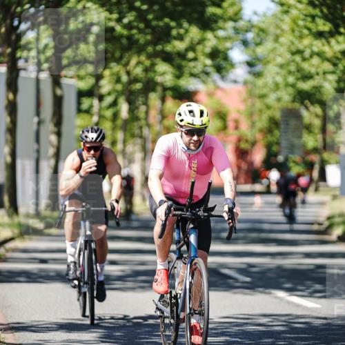 09.08.2026 - GEWOBA Citytriathlon Bremen Michael Burmester http://msf.ph/oto/9949216 09.08.2026 12:46:42 Radfahren 112, 579, 591, 650, 652, 692 meine-sportfotos.de