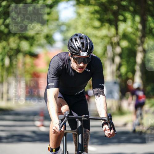 09.08.2026 - GEWOBA Citytriathlon Bremen Michael Burmester http://msf.ph/oto/9949229 09.08.2026 12:47:03 Radfahren 580, 616, 697 meine-sportfotos.de