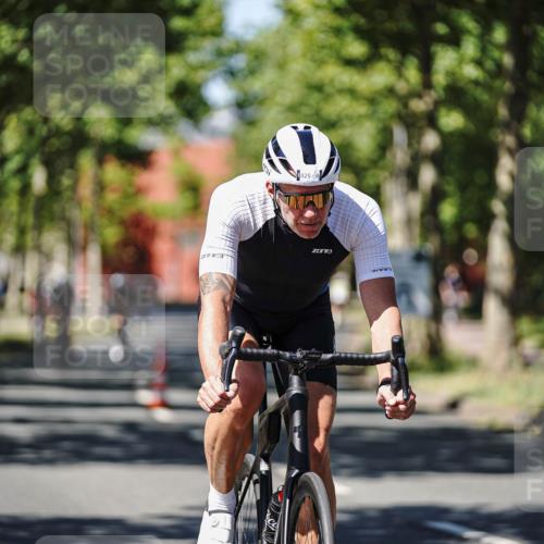 09.08.2026 - GEWOBA Citytriathlon Bremen Michael Burmester http://msf.ph/oto/9949232 09.08.2026 12:47:14 Radfahren 554, 646, 697, 721, 825, 969 meine-sportfotos.de