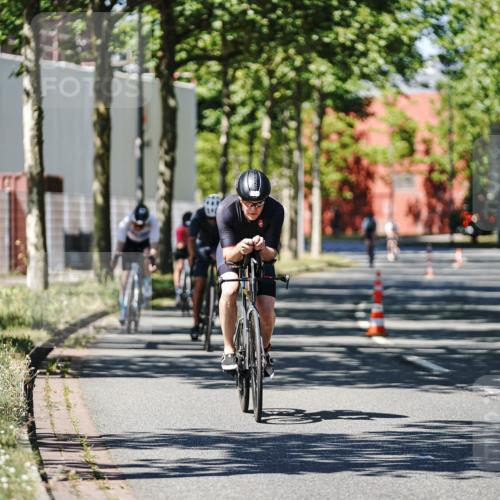 09.08.2026 - GEWOBA Citytriathlon Bremen Michael Burmester http://msf.ph/oto/9949233 09.08.2026 12:47:17 Radfahren 554, 646, 697, 721, 793, 825, 969 meine-sportfotos.de