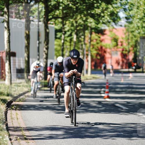 09.08.2026 - GEWOBA Citytriathlon Bremen Michael Burmester http://msf.ph/oto/9949234 09.08.2026 12:47:17 Radfahren 554, 646, 697, 721, 793, 825, 969 meine-sportfotos.de