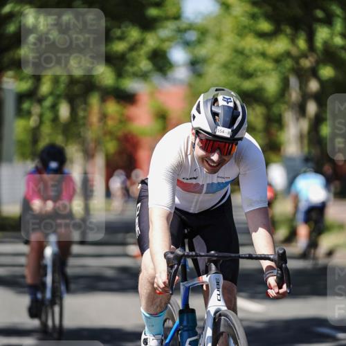 09.08.2026 - GEWOBA Citytriathlon Bremen Michael Burmester http://msf.ph/oto/9949240 09.08.2026 12:47:20 Radfahren 540, 554, 646, 662, 721, 793, 825, 969 meine-sportfotos.de