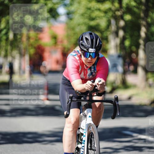 09.08.2026 - GEWOBA Citytriathlon Bremen Michael Burmester http://msf.ph/oto/9949242 09.08.2026 12:47:21 Radfahren 540, 554, 646, 662, 721, 793, 825, 969 meine-sportfotos.de