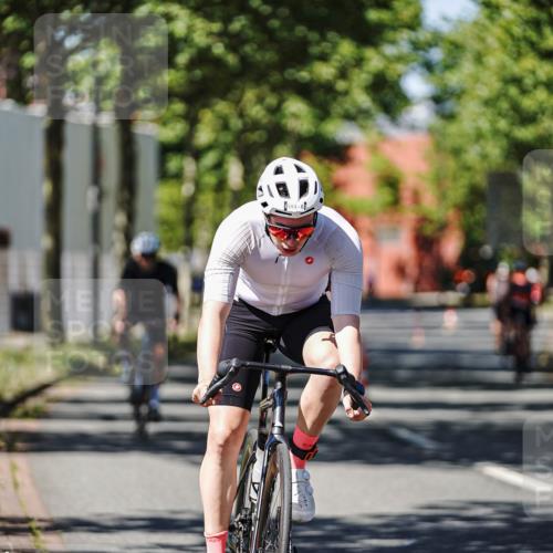 09.08.2026 - GEWOBA Citytriathlon Bremen Michael Burmester http://msf.ph/oto/9949257 09.08.2026 12:47:39 Radfahren 593, 619, 642, 662, 719, 735, 747 meine-sportfotos.de
