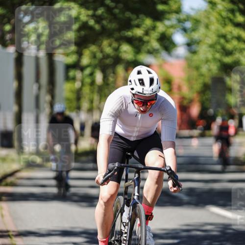 09.08.2026 - GEWOBA Citytriathlon Bremen Michael Burmester http://msf.ph/oto/9949258 09.08.2026 12:47:39 Radfahren 593, 619, 642, 662, 719, 735, 747 meine-sportfotos.de