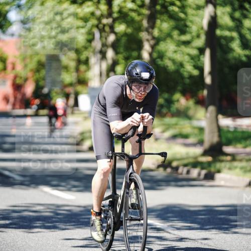 09.08.2026 - GEWOBA Citytriathlon Bremen Michael Burmester http://msf.ph/oto/9949267 09.08.2026 12:47:42 Radfahren 593, 618, 619, 642, 719, 735, 747, 904 meine-sportfotos.de