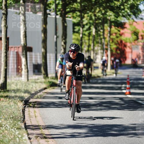 09.08.2026 - GEWOBA Citytriathlon Bremen Michael Burmester http://msf.ph/oto/9949285 09.08.2026 12:48:01 Radfahren 563, 618, 683, 688, 811, 883, 904, 1103, 1116 meine-sportfotos.de