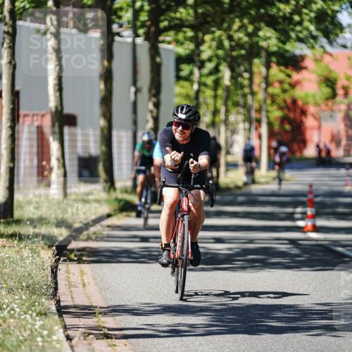 09.08.2026 - GEWOBA Citytriathlon Bremen Michael Burmester http://msf.ph/oto/9949286 09.08.2026 12:48:02 Radfahren 563, 618, 683, 688, 811, 883, 904, 1103, 1116 meine-sportfotos.de