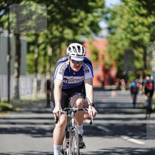 09.08.2026 - GEWOBA Citytriathlon Bremen Michael Burmester http://msf.ph/oto/9949299 09.08.2026 12:48:09 Radfahren 547, 563, 683, 688, 811, 883, 955, 1103, 1116 meine-sportfotos.de