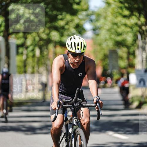09.08.2026 - GEWOBA Citytriathlon Bremen Michael Burmester http://msf.ph/oto/9949308 09.08.2026 12:48:23 Radfahren 547, 605, 613, 677, 822, 955 meine-sportfotos.de