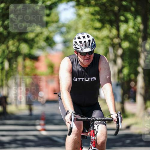 09.08.2026 - GEWOBA Citytriathlon Bremen Michael Burmester http://msf.ph/oto/9949312 09.08.2026 12:48:26 Radfahren 547, 605, 613, 677, 769, 822 meine-sportfotos.de