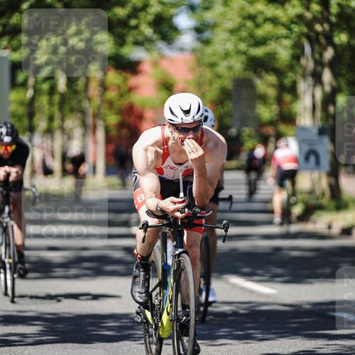 09.08.2026 - GEWOBA Citytriathlon Bremen Michael Burmester http://msf.ph/oto/9949316 09.08.2026 12:48:31 Radfahren 561, 605, 613, 645, 677, 769, 795, 822 meine-sportfotos.de