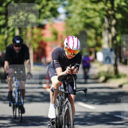 09.08.2026 - GEWOBA Citytriathlon Bremen Michael Burmester http://msf.ph/oto/9949323 09.08.2026 12:48:39 Radfahren 544, 561, 613, 645, 685, 769, 795, 822, 824, 882 meine-sportfotos.de