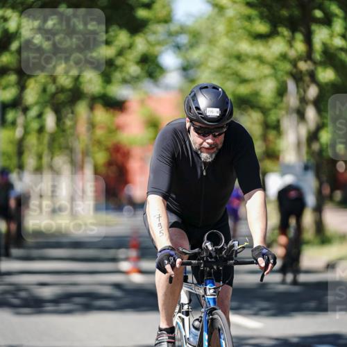 09.08.2026 - GEWOBA Citytriathlon Bremen Michael Burmester http://msf.ph/oto/9949324 09.08.2026 12:48:40 Radfahren 544, 561, 613, 645, 685, 769, 795, 822, 824, 882 meine-sportfotos.de