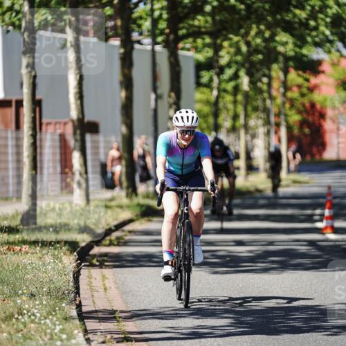 09.08.2026 - GEWOBA Citytriathlon Bremen Michael Burmester http://msf.ph/oto/9949333 09.08.2026 12:48:50 Radfahren 544, 592, 641, 685, 824, 882, 959, 1149 meine-sportfotos.de
