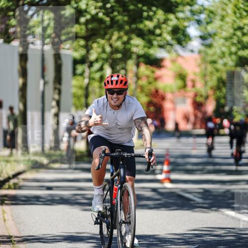 09.08.2026 - GEWOBA Citytriathlon Bremen Michael Burmester http://msf.ph/oto/9949347 09.08.2026 12:49:05 Radfahren 592, 641, 647, 724, 905, 1141, 1149 meine-sportfotos.de