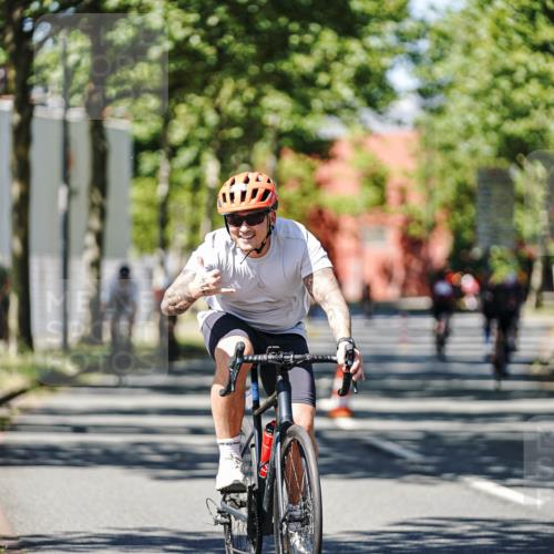09.08.2026 - GEWOBA Citytriathlon Bremen Michael Burmester http://msf.ph/oto/9949348 09.08.2026 12:49:05 Radfahren 592, 641, 647, 724, 905, 1141, 1149 meine-sportfotos.de