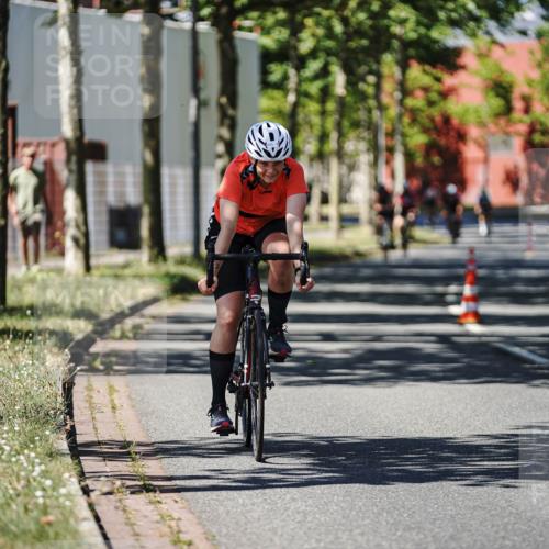 09.08.2026 - GEWOBA Citytriathlon Bremen Michael Burmester http://msf.ph/oto/9949355 09.08.2026 12:49:10 Radfahren 647, 724, 765, 905, 999, 1141 meine-sportfotos.de