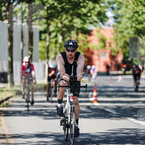 09.08.2026 - GEWOBA Citytriathlon Bremen Michael Burmester http://msf.ph/oto/9949358 09.08.2026 12:49:16 Radfahren 569, 647, 757, 765, 905, 999, 1160 meine-sportfotos.de