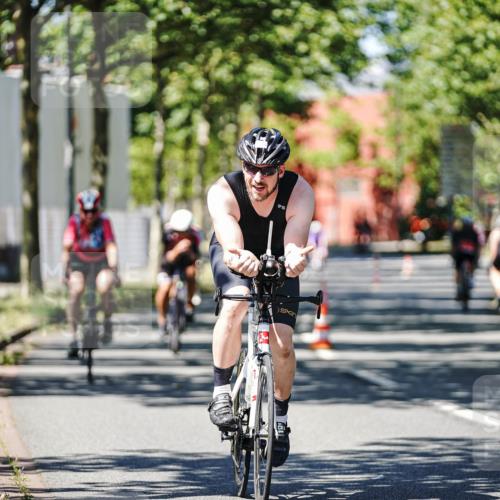 09.08.2026 - GEWOBA Citytriathlon Bremen Michael Burmester http://msf.ph/oto/9949359 09.08.2026 12:49:16 Radfahren 569, 647, 757, 765, 905, 999, 1160 meine-sportfotos.de