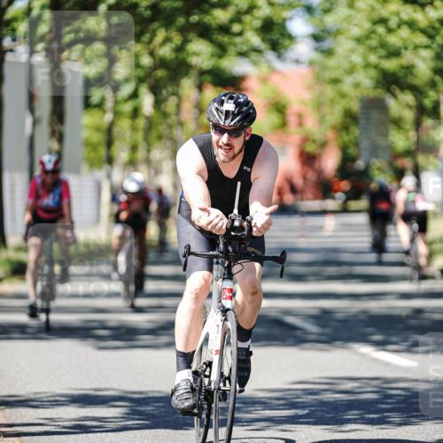 09.08.2026 - GEWOBA Citytriathlon Bremen Michael Burmester http://msf.ph/oto/9949360 09.08.2026 12:49:16 Radfahren 569, 647, 757, 765, 905, 999, 1160 meine-sportfotos.de