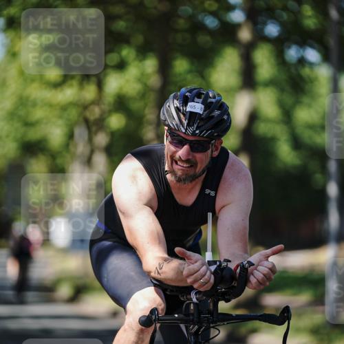 09.08.2026 - GEWOBA Citytriathlon Bremen Michael Burmester http://msf.ph/oto/9949362 09.08.2026 12:49:17 Radfahren 569, 647, 757, 765, 905, 999, 1160 meine-sportfotos.de