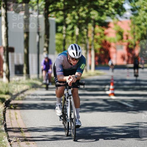 09.08.2026 - GEWOBA Citytriathlon Bremen Michael Burmester http://msf.ph/oto/9949371 09.08.2026 12:49:24 Radfahren 569, 583, 757, 765, 803, 963, 999, 1160 meine-sportfotos.de