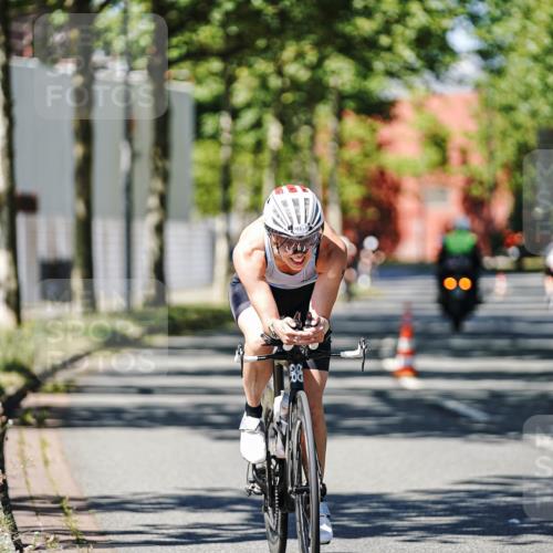 09.08.2026 - GEWOBA Citytriathlon Bremen Michael Burmester http://msf.ph/oto/9949381 09.08.2026 12:49:29 Radfahren 569, 583, 710, 757, 765, 803, 924, 963, 983, 999, 1160 meine-sportfotos.de