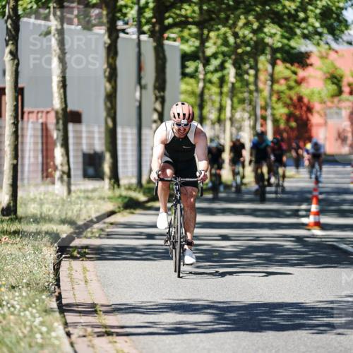 09.08.2026 - GEWOBA Citytriathlon Bremen Michael Burmester http://msf.ph/oto/9949445 09.08.2026 12:50:36 Radfahren 594, 648, 730, 737, 794, 993, 1137, 1158 meine-sportfotos.de