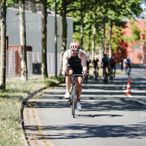 09.08.2026 - GEWOBA Citytriathlon Bremen Michael Burmester http://msf.ph/oto/9949446 09.08.2026 12:50:36 Radfahren 594, 648, 730, 737, 794, 993, 1137, 1158 meine-sportfotos.de