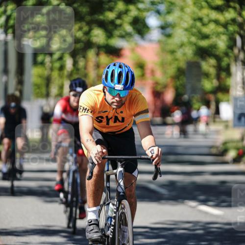 09.08.2026 - GEWOBA Citytriathlon Bremen Michael Burmester http://msf.ph/oto/9949506 09.08.2026 12:51:39 Radfahren 560, 562, 595, 668, 756, 787, 877, 880, 909, 914, 1110, 1143, 1155 meine-sportfotos.de