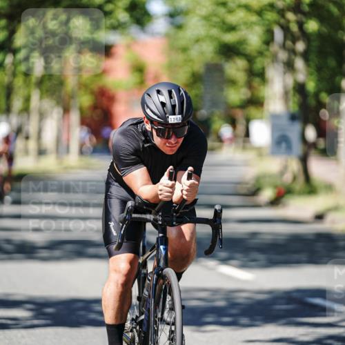09.08.2026 - GEWOBA Citytriathlon Bremen Michael Burmester http://msf.ph/oto/9949512 09.08.2026 12:51:44 Radfahren 560, 562, 595, 668, 756, 787, 877, 909, 914, 1013, 1110, 1143, 1155 meine-sportfotos.de