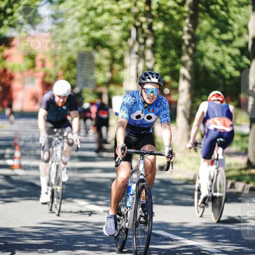 09.08.2026 - GEWOBA Citytriathlon Bremen Michael Burmester http://msf.ph/oto/9949522 09.08.2026 12:51:57 Radfahren 545, 582, 615, 820, 867, 990, 1013 meine-sportfotos.de