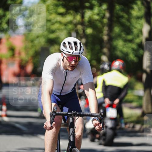 09.08.2026 - GEWOBA Citytriathlon Bremen Michael Burmester http://msf.ph/oto/9949526 09.08.2026 12:51:58 Radfahren 545, 582, 615, 820, 867, 990, 1013 meine-sportfotos.de
