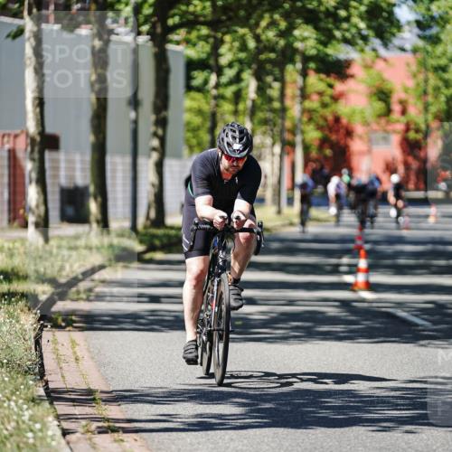 09.08.2026 - GEWOBA Citytriathlon Bremen Michael Burmester http://msf.ph/oto/9949532 09.08.2026 12:52:07 Radfahren 545, 582, 615, 717, 820, 867, 990, 1130 meine-sportfotos.de