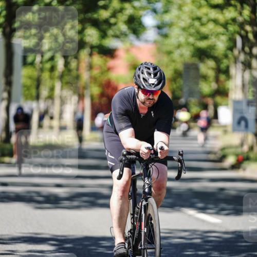 09.08.2026 - GEWOBA Citytriathlon Bremen Michael Burmester http://msf.ph/oto/9949534 09.08.2026 12:52:08 Radfahren 545, 582, 615, 682, 717, 820, 826, 990, 1130 meine-sportfotos.de