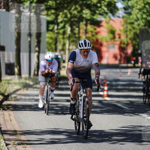 09.08.2026 - GEWOBA Citytriathlon Bremen Michael Burmester http://msf.ph/oto/9949546 09.08.2026 12:52:15 Radfahren 679, 682, 717, 750, 820, 826, 979, 1130 meine-sportfotos.de