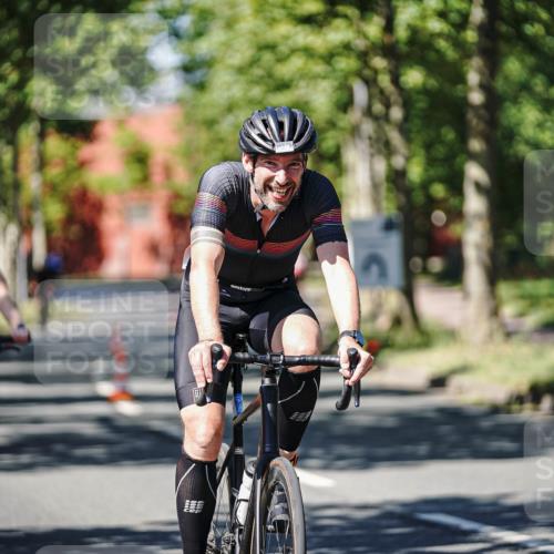 09.08.2026 - GEWOBA Citytriathlon Bremen Michael Burmester http://msf.ph/oto/9949561 09.08.2026 12:54:12 Radfahren 552, 566, 577, 728, 788, 790, 792, 804, 846, 861, 895, 939, 981, 1006, 1101, 1119, 1124, 1138 meine-sportfotos.de