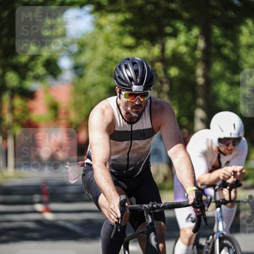 09.08.2026 - GEWOBA Citytriathlon Bremen Michael Burmester http://msf.ph/oto/9949566 09.08.2026 12:54:14 Radfahren 552, 566, 577, 728, 781, 788, 790, 792, 804, 846, 861, 895, 939, 981, 1006, 1101, 1119, 1124, 1138 meine-sportfotos.de
