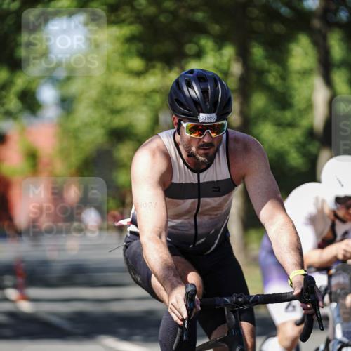 09.08.2026 - GEWOBA Citytriathlon Bremen Michael Burmester http://msf.ph/oto/9949567 09.08.2026 12:54:14 Radfahren 552, 566, 577, 728, 781, 788, 790, 792, 804, 846, 861, 895, 939, 981, 1006, 1101, 1119, 1124, 1138 meine-sportfotos.de