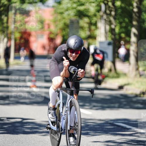09.08.2026 - GEWOBA Citytriathlon Bremen Michael Burmester http://msf.ph/oto/9949571 09.08.2026 12:54:24 Radfahren 574, 577, 639, 781, 792, 812, 816, 861, 864, 895, 1006, 1127 meine-sportfotos.de